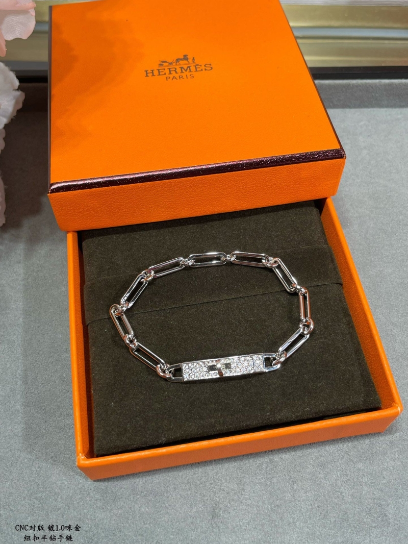 H**me5 bracelets